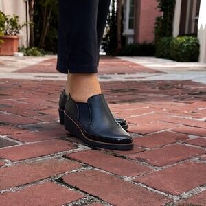 Revere Black Slip-On Wedge Clogs Sz10M